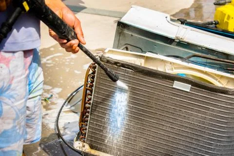 Ac cleaning services Stock Photos