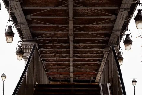 Access to the Bir Hakeim bridge in Paris Stock Photos