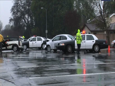 Accident-rain-wide Stock Footage 1002311