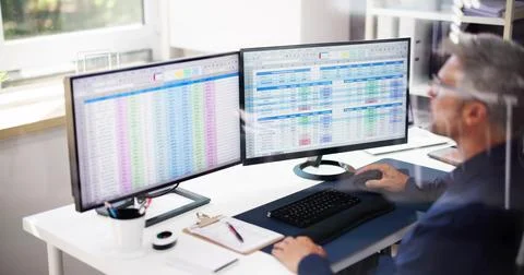 Accountant Using Online Spreadsheet Stock Photos