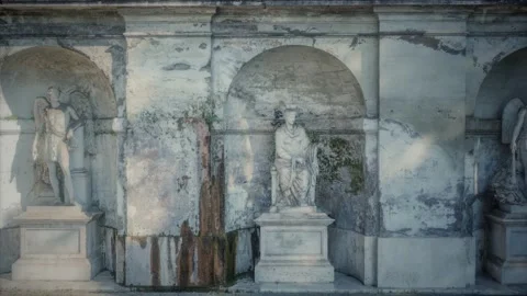 Acient roman statues at the stone wall Stock Footage 131653319