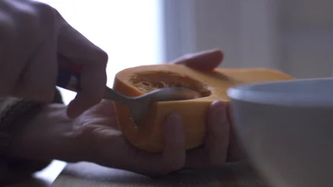Acorn Squash Scoop 127128849