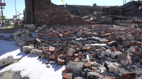 Acres of rubble are all that is left of buildings following rioting in Ferguson, 库存影片 46701153