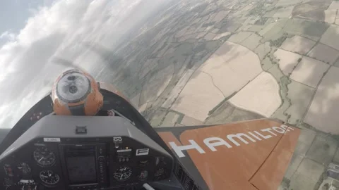 Acrobatic Stunt Plane In Flight 스톡 동영상 147510296