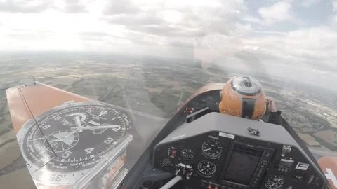 Acrobatic Stunt Plane In Flight 스톡 동영상 147510593