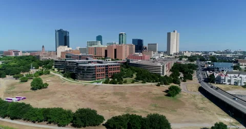 Across the Fort Worth skyline Stock Footage 201379487