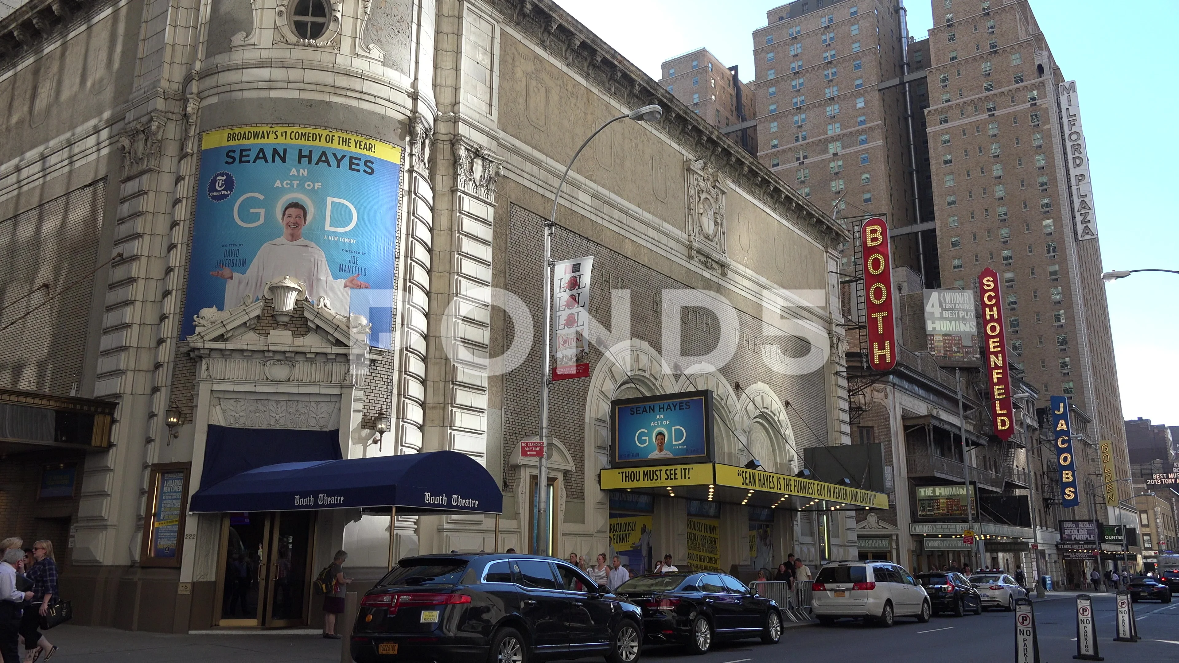 NYC - Theatre District: Booth Theatre and West 45th Street…