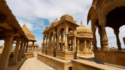 An active cemetery in Jaisalmer 库存影片 335203801