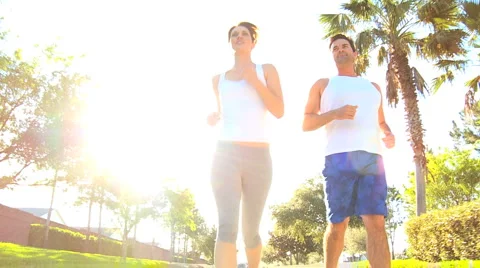 Active Couple on Exercise Programme 動画素材 3834765