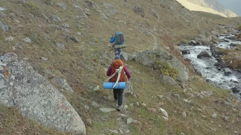 Active recreation in the mountains Video stock 259793033