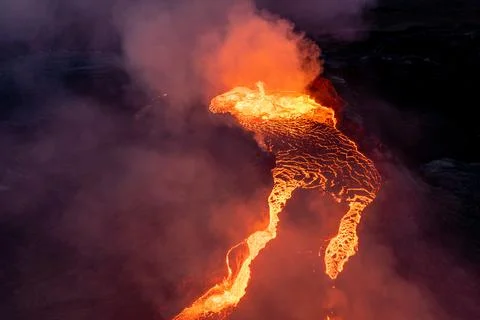 Active volcano aerial view, Mount Fagradalsfjall, Iceland 写真素材