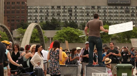 Activist speaking to the crowd Video stock 24537625