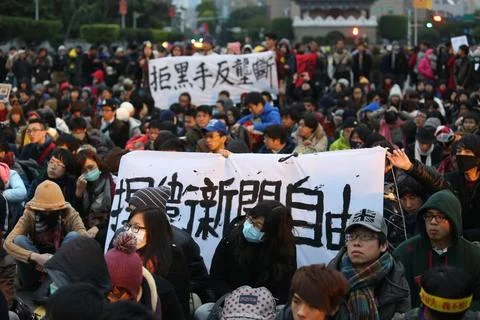  Activists and students join demonstrations against media monopoly for 2 d... Stock Photos