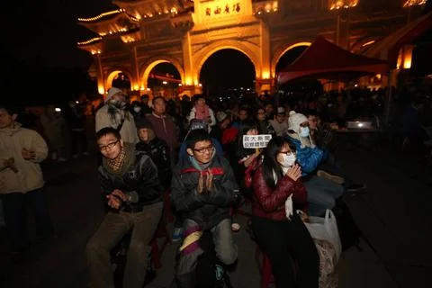 Activists and students join demonstrations against media monopoly for 2 d... Stock Photos