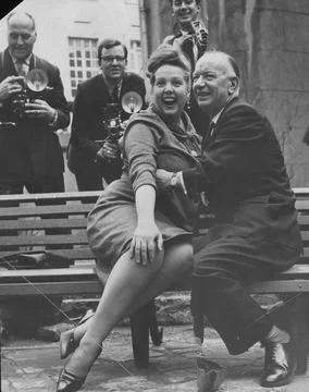 Actress Jessie Matthews Selected To Replace Ellis Powell As Mrs Dale In 'mrs Dal Foto stock