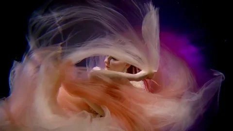 The actress's art performance, who is posing underwater on the seabed, she Stock Footage 89451071