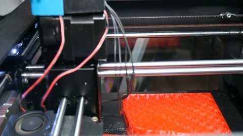 Actual 3d printer in the process of modeling 動画素材 89941247