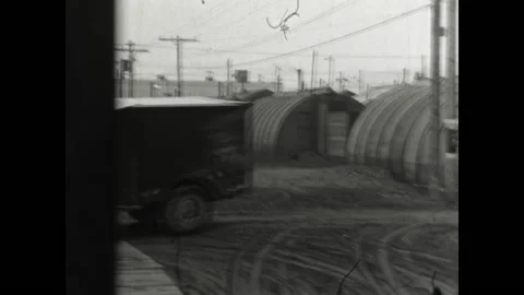 Adak Jeep Move 1947 스톡 동영상 182682364