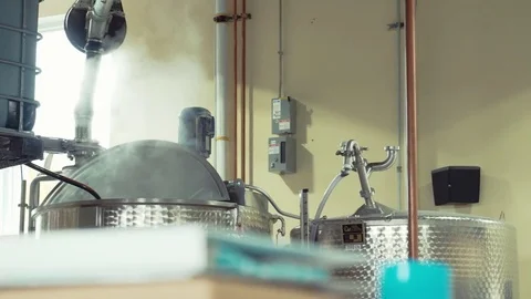 Adding molasses to rum Vídeos de archivo 74800957