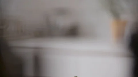 Adding pine nuts on pizza Vídeos de archivo 93690946