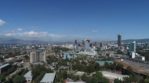 Addis Ababa Smooth Drone Shot Stockbeeldmateriaal 104047683
