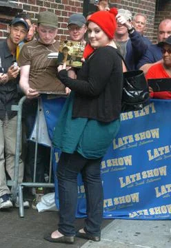  Adele at the Late Show With David Letterman in New York City - 16 June 20... Stock-Fotos