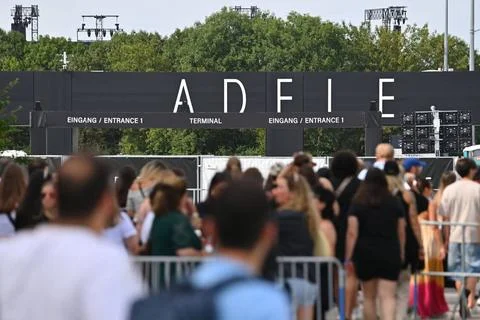  Adele in Muenchen - vor der 3. Show der Europa Konzerte am 09.08.2024 auf... 스톡 사진