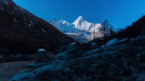 Aden Snow Mountain1 Stock Footage 83710377