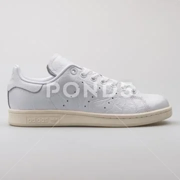 Adidas Stan Smith white sneaker Stock Photos