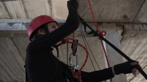 Adjusting ascender closeup Stock Footage 76315700