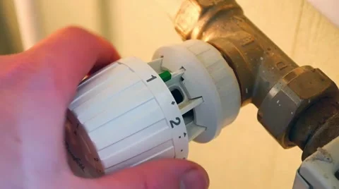 Adjusting the heating in the apartment 1 Stock Footage 47326136