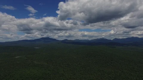 ADK High Peaks with cloud shadows 動画素材 86438878