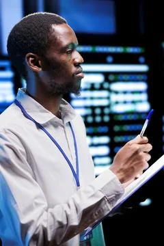 Admin conducting server diagnostic tests Stock-Fotos