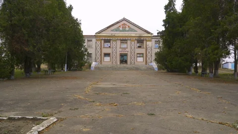 Administrative building damaged by shelling Stock Footage 255124865