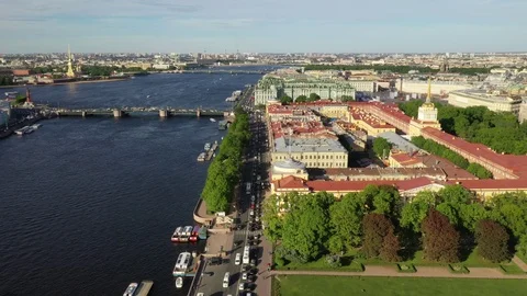 Admiralty buildings in St. Petersburg Stock Footage
