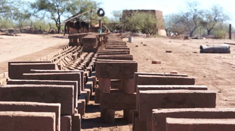 Adobe Brick Manufacturing Dolly 動画素材 33744546