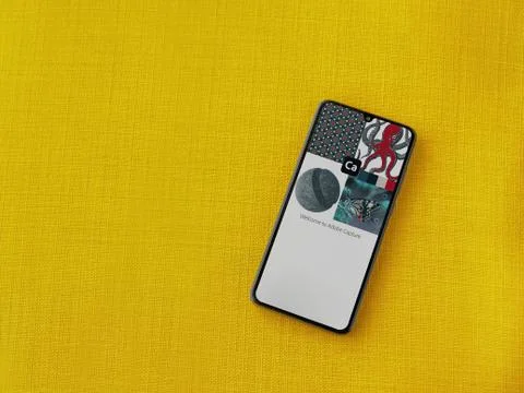 Adobe Capture - Vector and Pattern Maker app play store page on the display o Foto stock