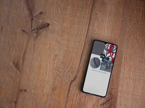 Adobe Capture - Vector and Pattern Maker app launch screen with logo on the d 스톡 사진