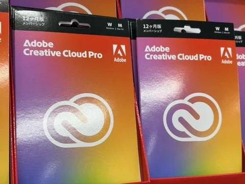 Adobe Creative Cloud Pro prepaid subscription boxes for 12 months membershi.. Stockfoto's