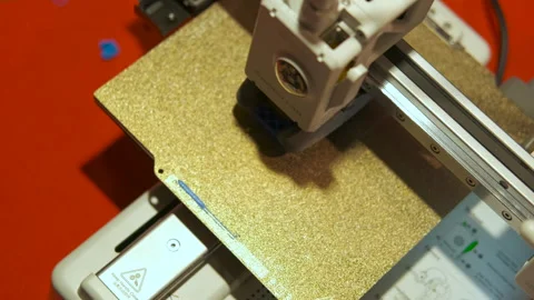 Advanced 3d printer creating a blue prototype 스톡 동영상 333247441