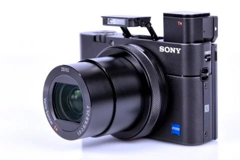 Advanced compact camera Sony DSC-RX100 M5 isolated on white Stock Photos