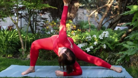 Advanced flexibility through daily yoga Stock-Footage 336780632
