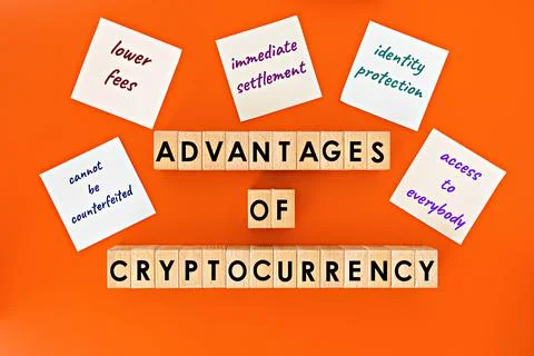 Advantages of cryptocurrency model Stock-Fotos