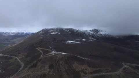 Aerial 4K Drone Time-lapse of Majestic Snow Mountain Peaks and Epic Clouds 库存影片 336857803