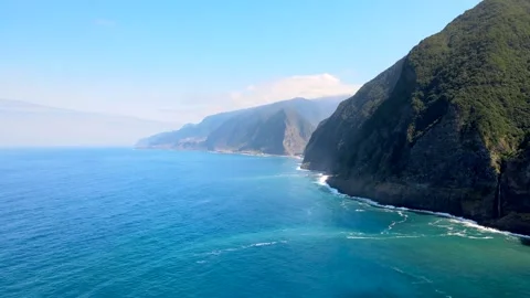 Aerial 4K Drone View of Rugged Cliffs and Turquoise Ocean, Madeira Islands 스톡 동영상 312748459