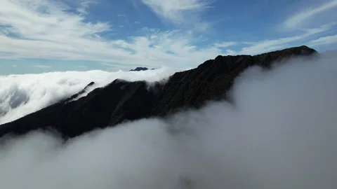 Aerial 4K Flying Inside Heavenly Cloud Waterfall at Mt Kamegamori Japan Vídeo Stock 344841844