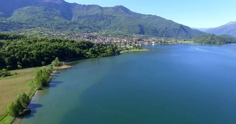 Aerial 4k - Lake Como (IT) - Colico - Trivio di Fuentes - Foce dell'Adda Video stock 112978079