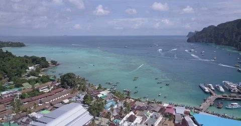 Aerial Ascending Ko Phi Phi Island Video stock 80350421