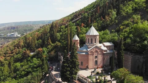 Aerial ascending view St. David's Church called Mama daviti on the slope of M Stockbeeldmateriaal 164846734