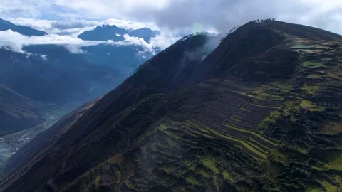 Aerial of beautiful terraced fields on the mountain slopes 스톡 동영상 79679204